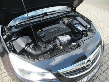 Opel Astra J Sports Tourer Selection Diesel