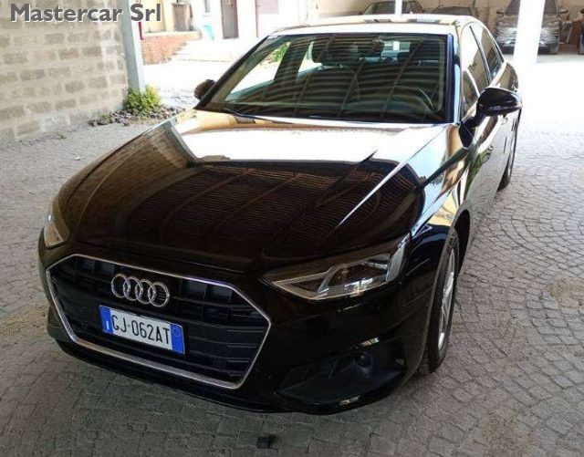 Audi AUDI A4 A4 Berlina 30 2.0 tdi mhev Business 136c imagem 2
