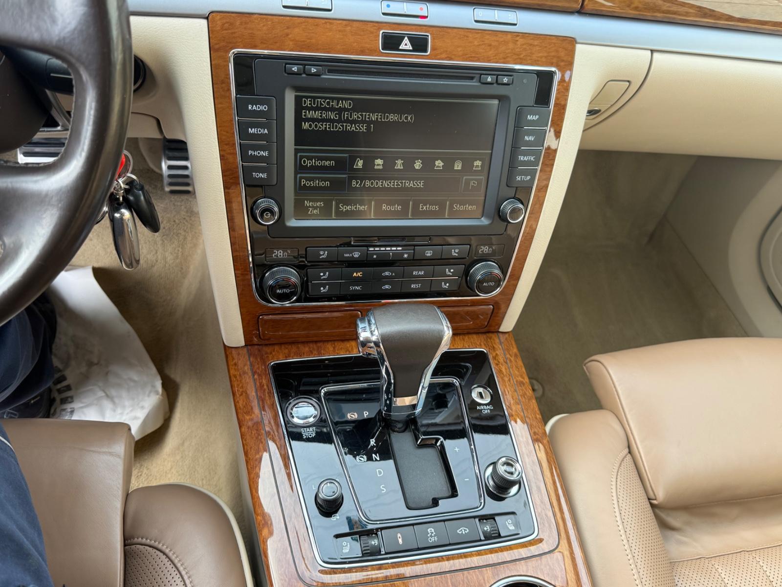 Volkswagen Phaeton V6 TDI 5-Sitzer 4Motion-EXCLUSIVE