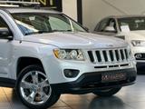 Jeep Compass Limited 4x4 2.4l/AHK/Navi/Schiebedach/BT - Jeep Gebrauchtwagen von 2012