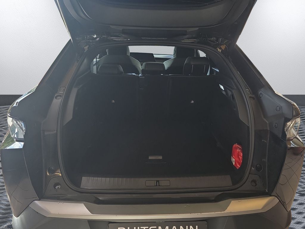 Peugeot 3008 Hybrid 145 GT – Bild 10 von 16
