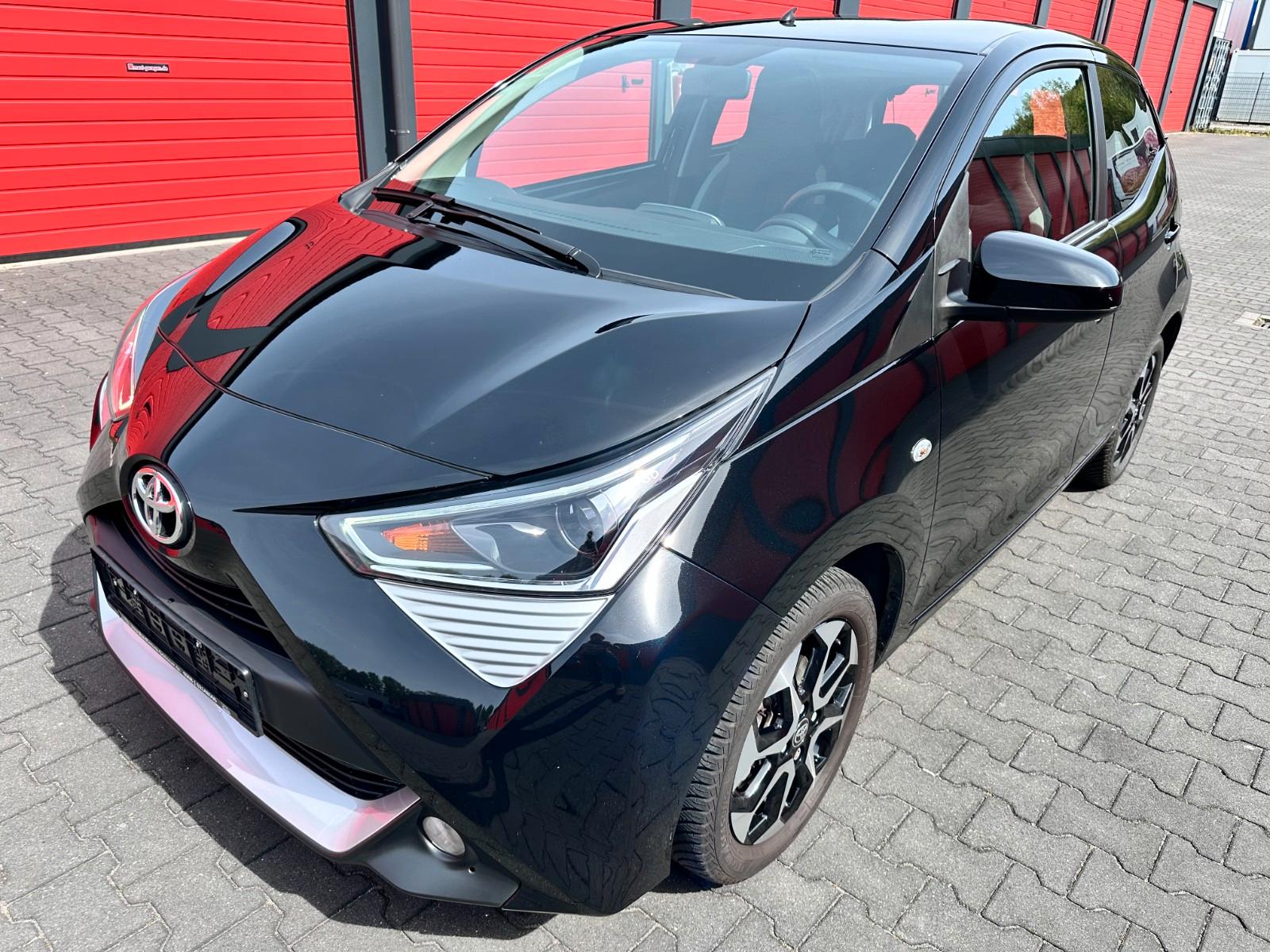 Toyota Aygo AYGO x-play connect