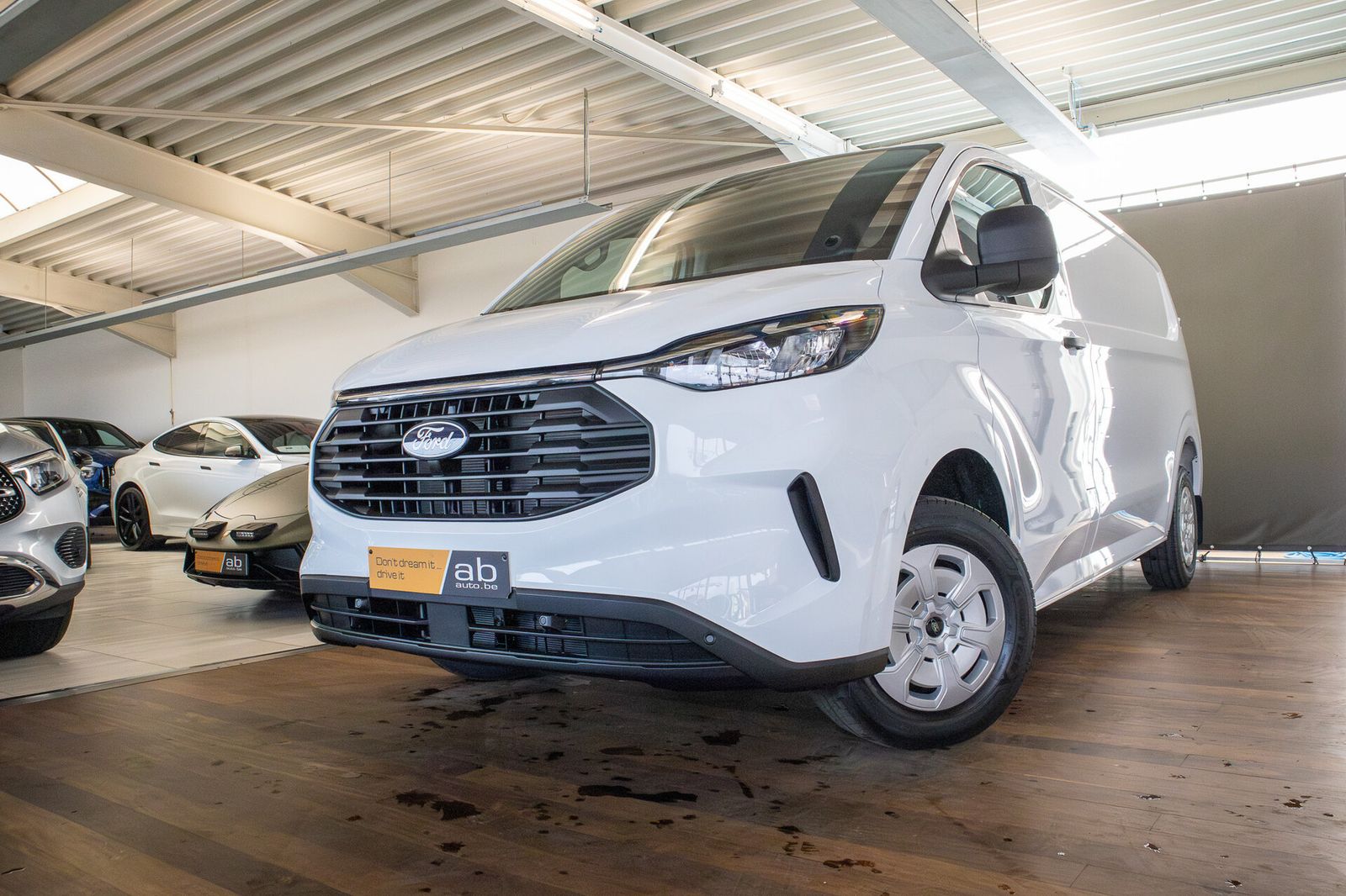 Ford Transit Custom V710 320L TREND, 2.0TD, LWB, 3 ZI