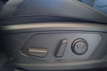 Hyundai Tucson 1.6 HEV AUT-NAVI-LED-KRELL-el.Heckklappe