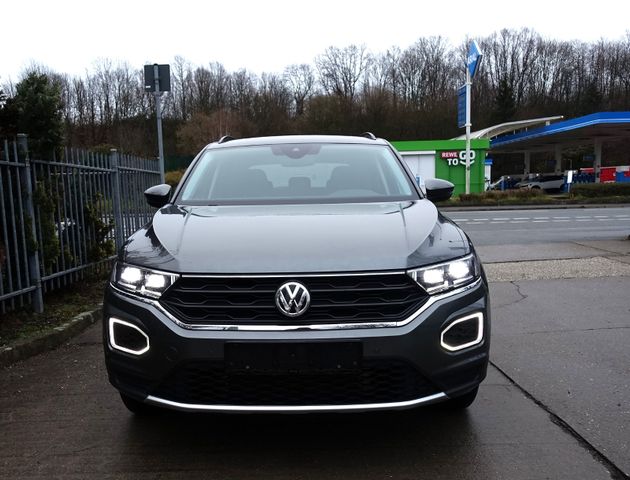 Volkswagen T-Roc 1.5 TSI*LED*CarPlay*ACC*SpurAssist