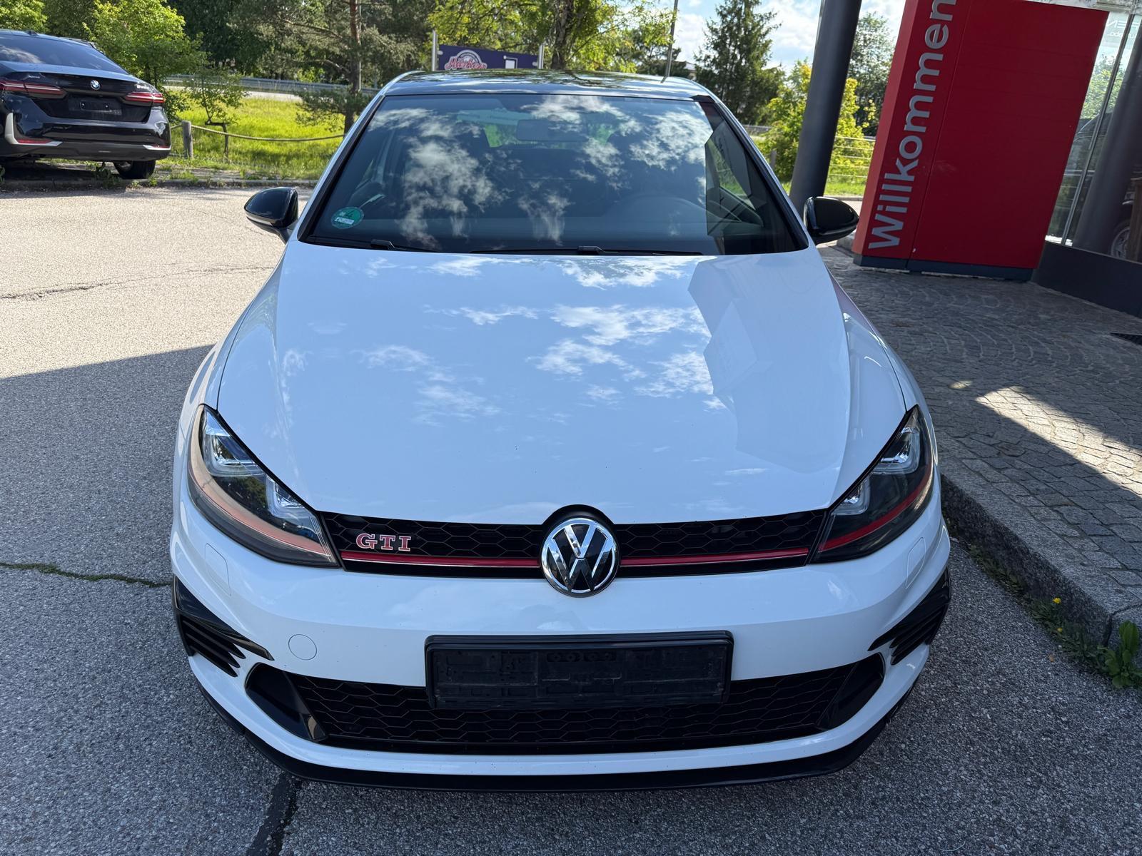 Volkswagen Golf GTI Clubsport S /ABT 370PS/19"/1of400 – 3