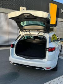 Fahrzeugabbildung Renault Megane Grandtour Intens  Plug-In Hybrid 160