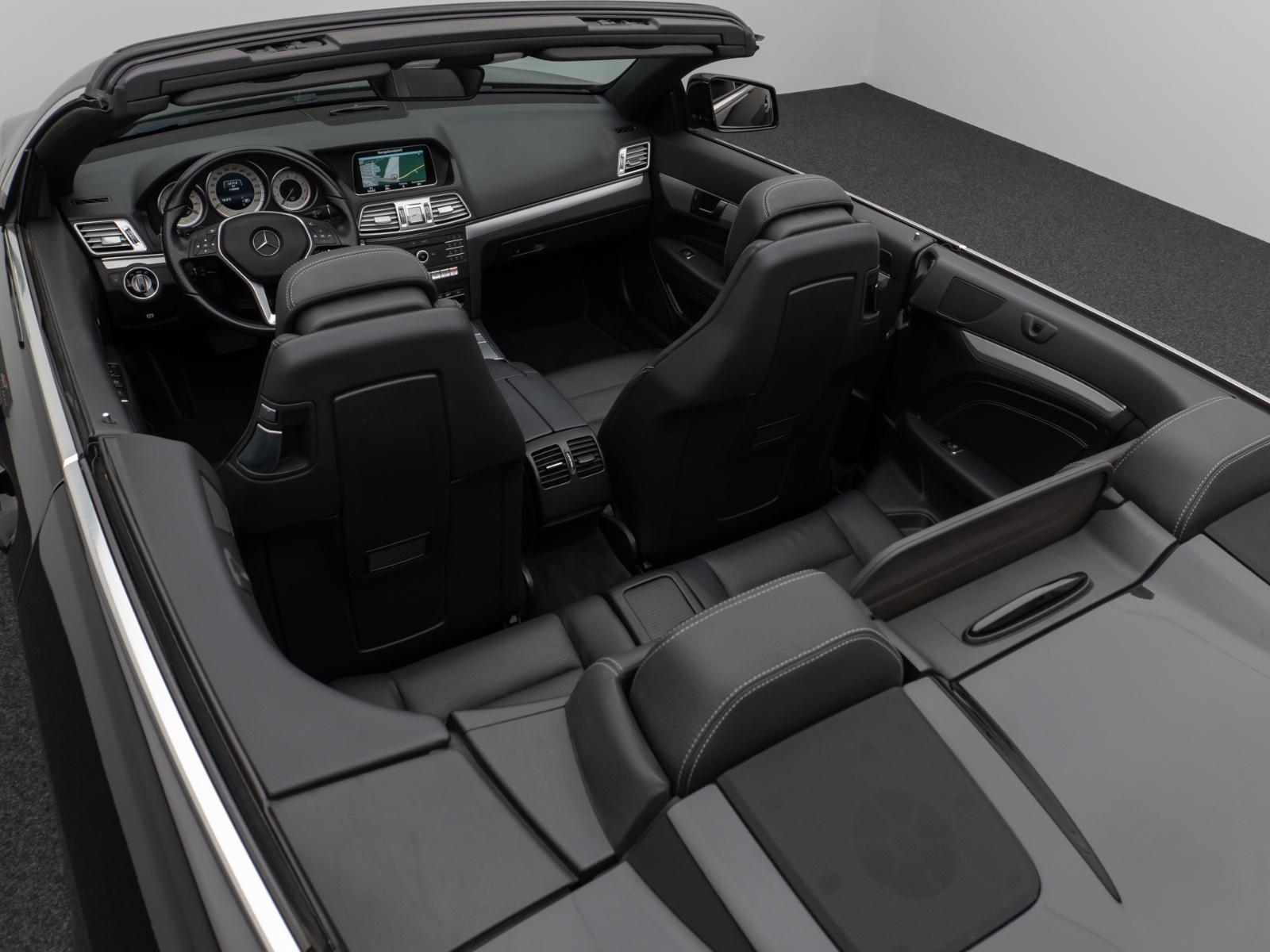 Mercedes-Benz E 200 Cabrio LED Sitzhzg Navi PDC Tempomat Leder