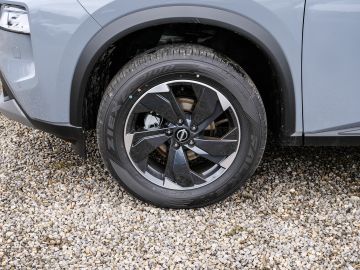Nissan X-Trail - 4
