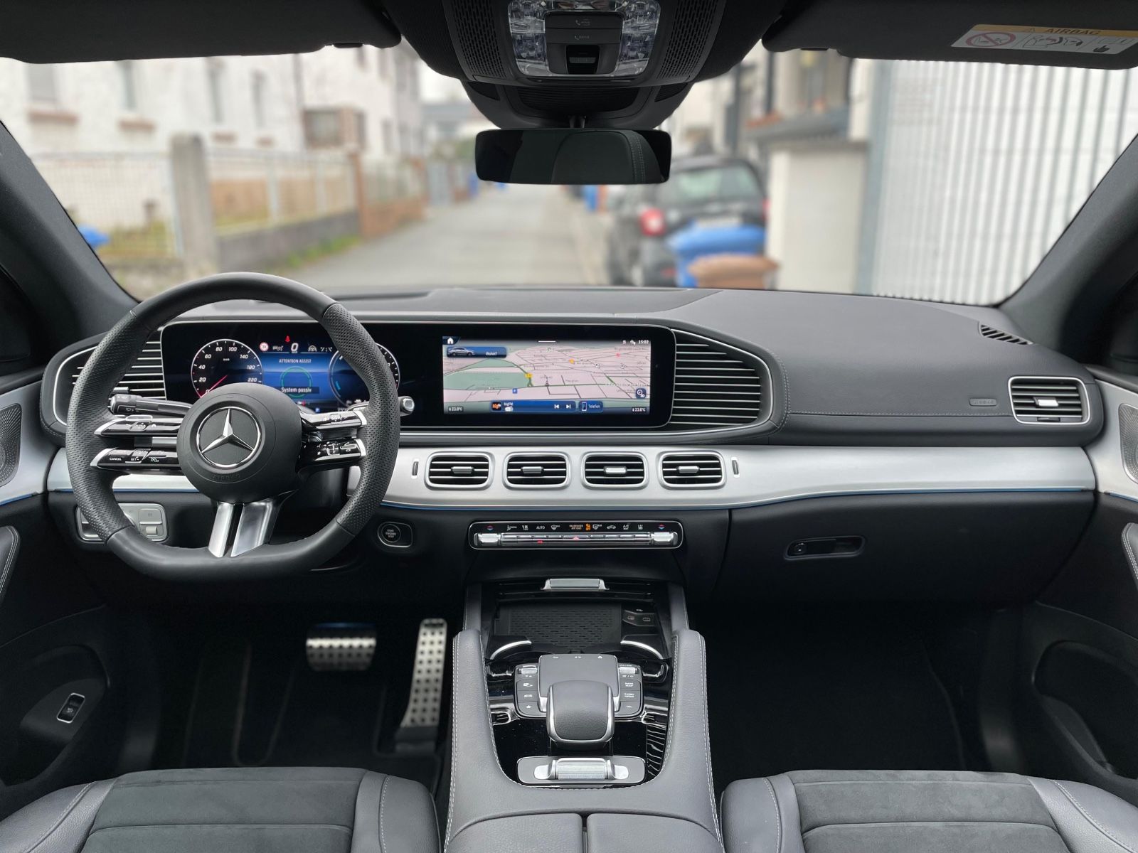 Fahrzeugabbildung Mercedes-Benz GLE 350 de Coupé Facelift |AMG|HUD|360°|22"|AHK