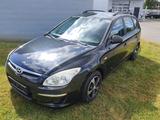 Hyundai i30 CW 1.6 CRDi TÜV Neu Angebot der Woche - Hyundai i30