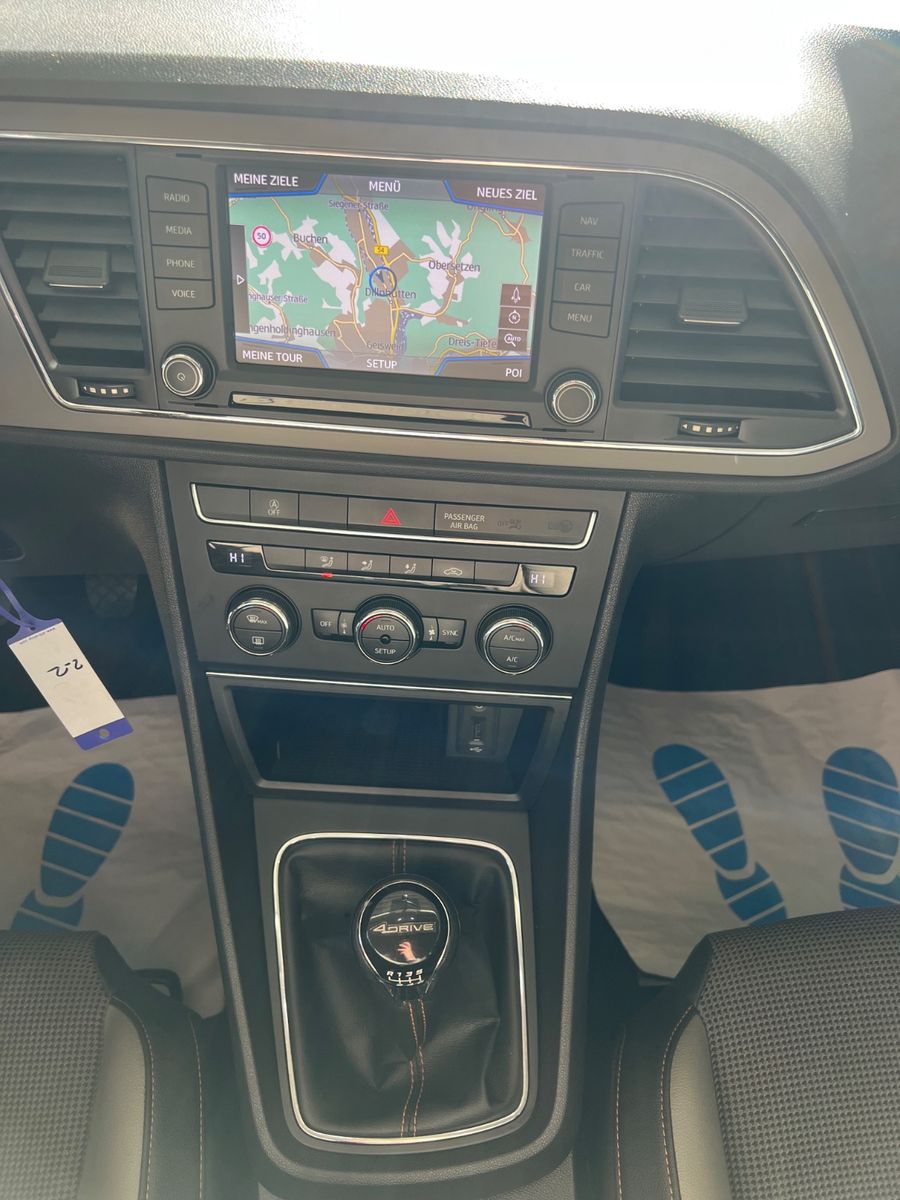 Fahrzeugabbildung SEAT Leon 2.0 TDI ST X-Perience 4Drive