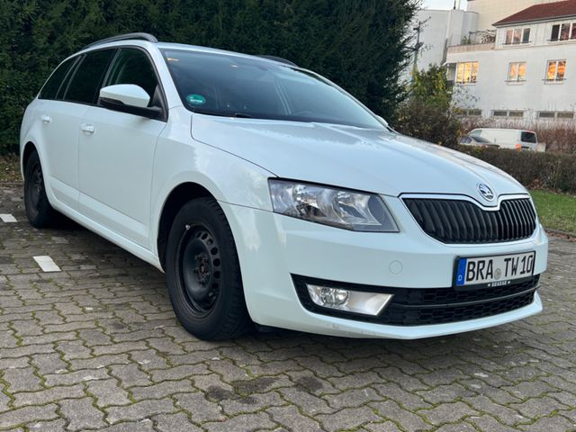 Skoda Octavia Combi Ambition DSG*NAVi*SHZ*Tempm.*F1*ML