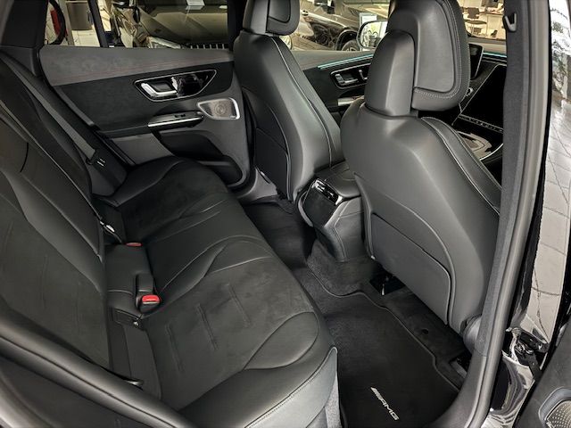 EQE 350 4M SUV AMG Line FAP Distronic AHK 360 21