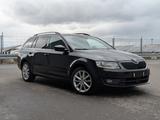 Skoda Octavia III 2.0 TDI DSG Style Combi - Skoda Octavia: Iii