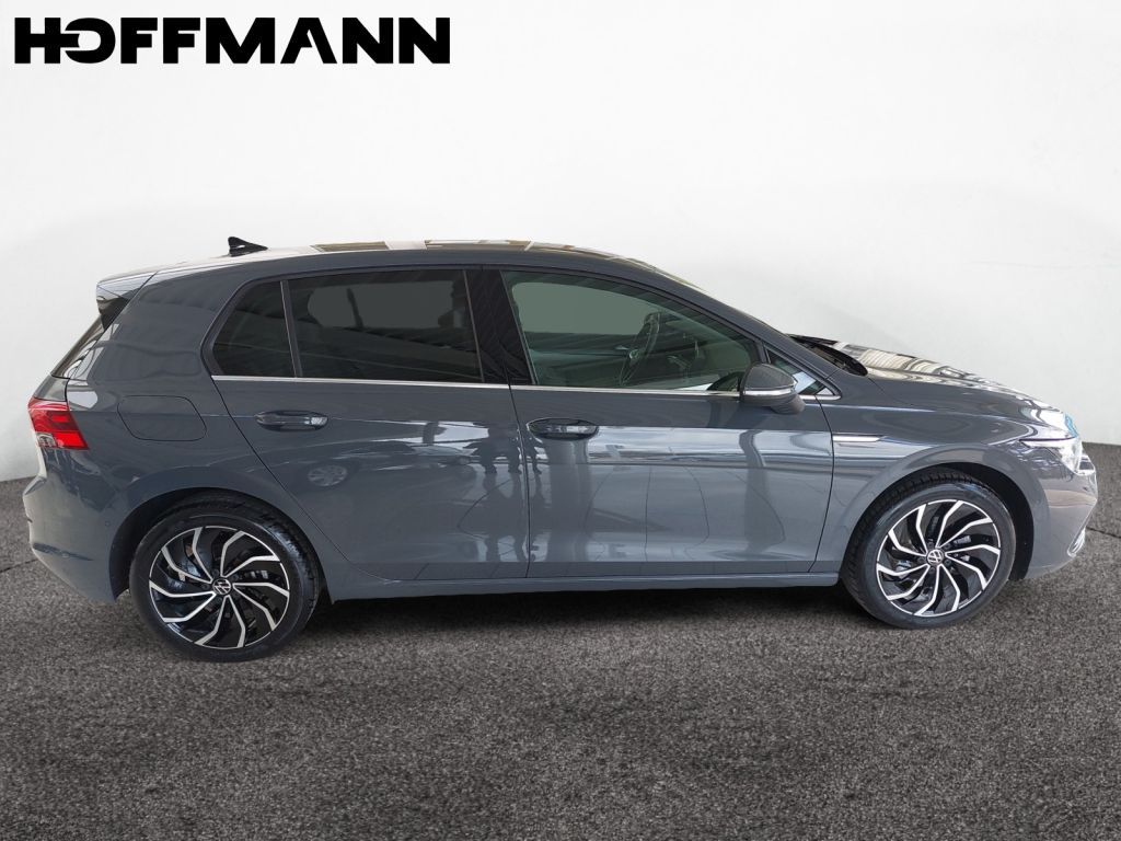 Fahrzeugabbildung Volkswagen Golf 1.5 TSI Style AHZV Standheizung Kessy