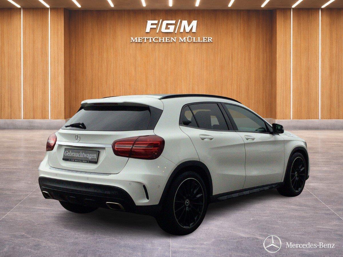 Mercedes-Benz GLA 250 4M AMG+NAVI+PANO+LED+R-KAM+EL.HECKKLAPPE