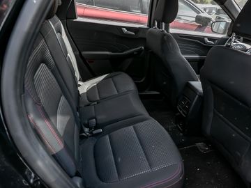 Ford Kuga 2.5 Plug-In Hybrid ST-Line Stauassistent