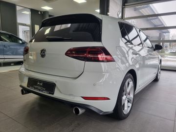 Fahrzeugabbildung Volkswagen Golf VII GTI Performance DSG NAVI LED Virtual