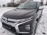 Mitsubishi L200 Intro Edition 2.2 DI-D 4WD... - Mitsubishi L200 von privat