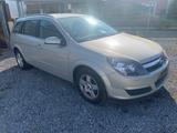 Opel Astra H Caravan Elegance ! Automatik ! - Opel Astra aus 2005: Kombi