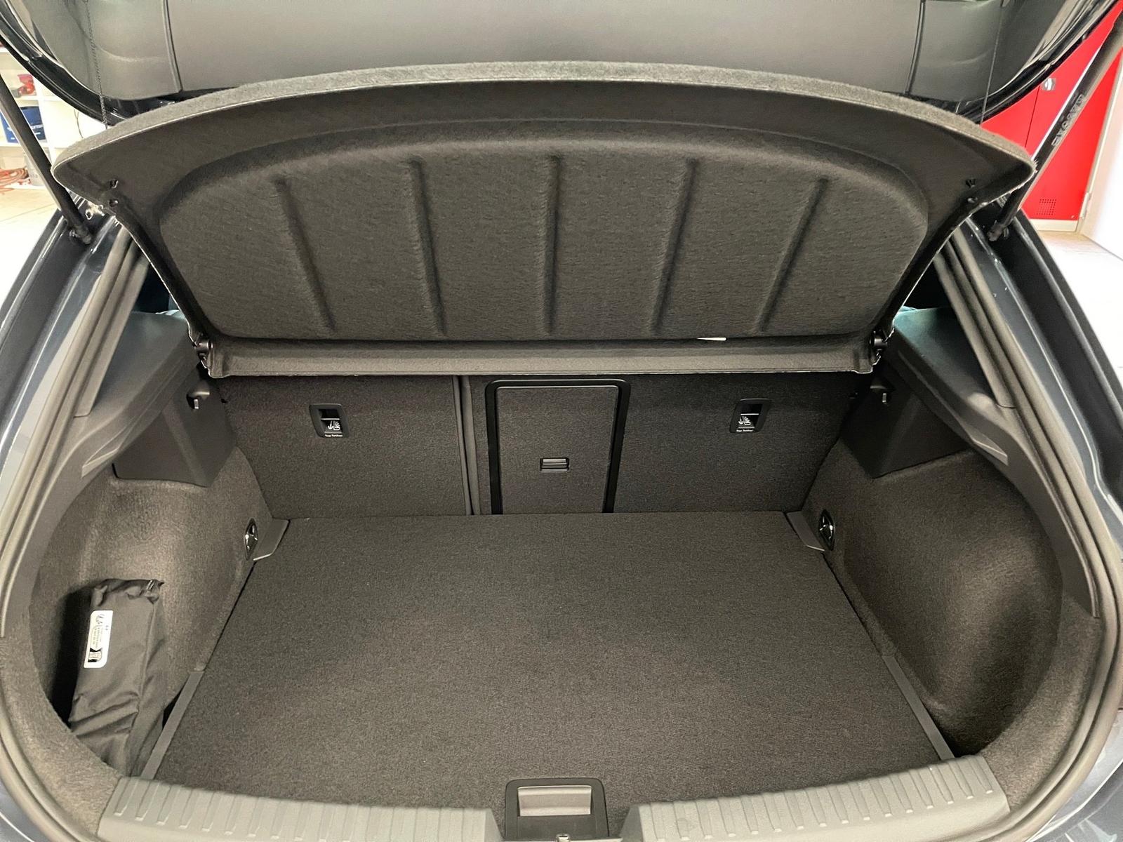 Cupra Leon 2.0 TSI VZ *SENNHEISER*PANO*KAMERA*, миниатюра 16