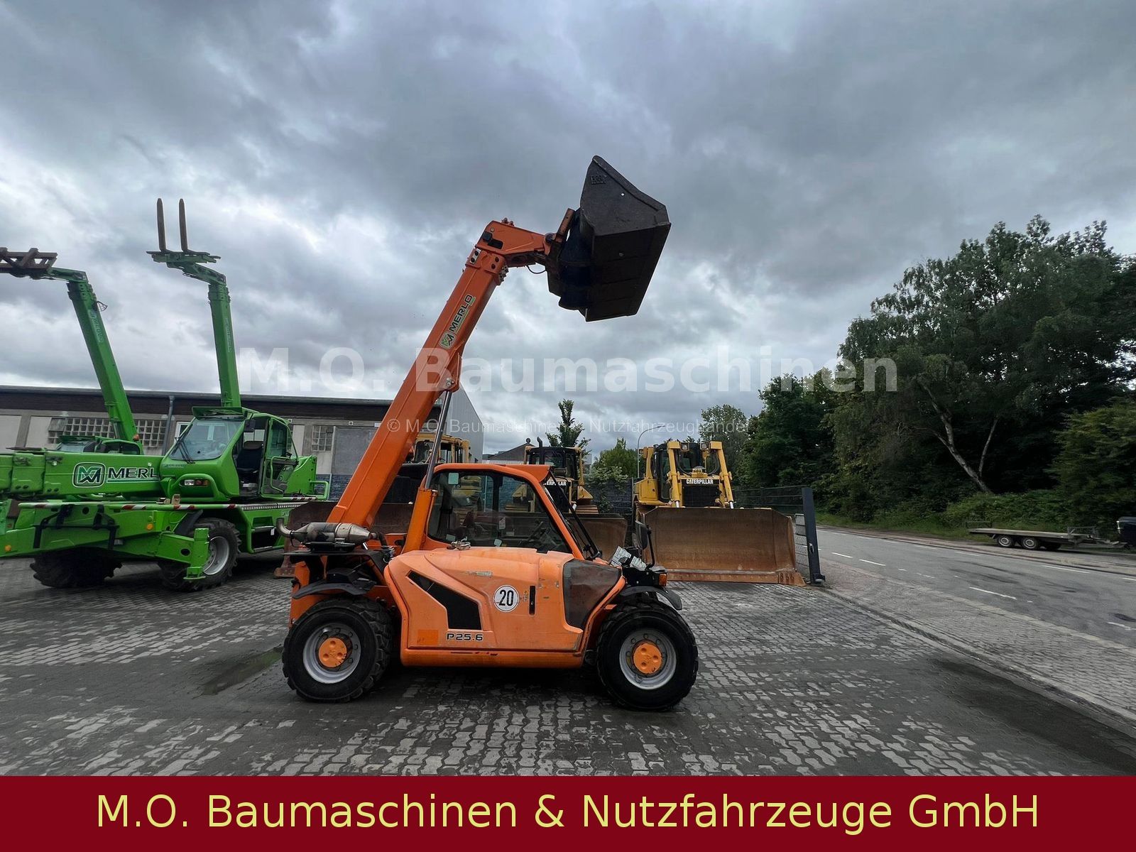 Fahrzeugabbildung Merlo P 25.6 / SW / Palettengabel / Schaufel