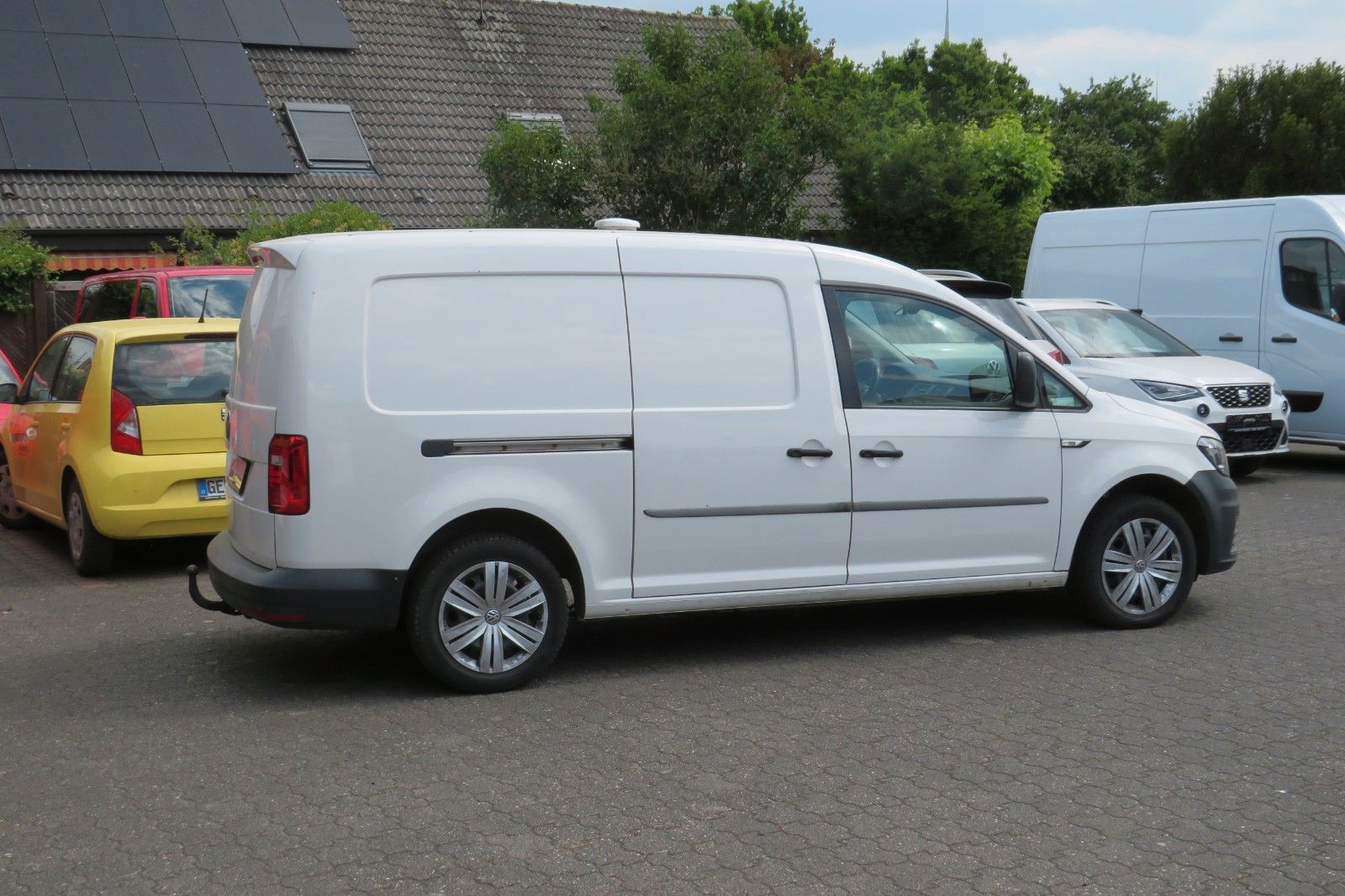 Fahrzeugabbildung Volkswagen Caddy MAXI Kasten LKW 2.0 TDI
