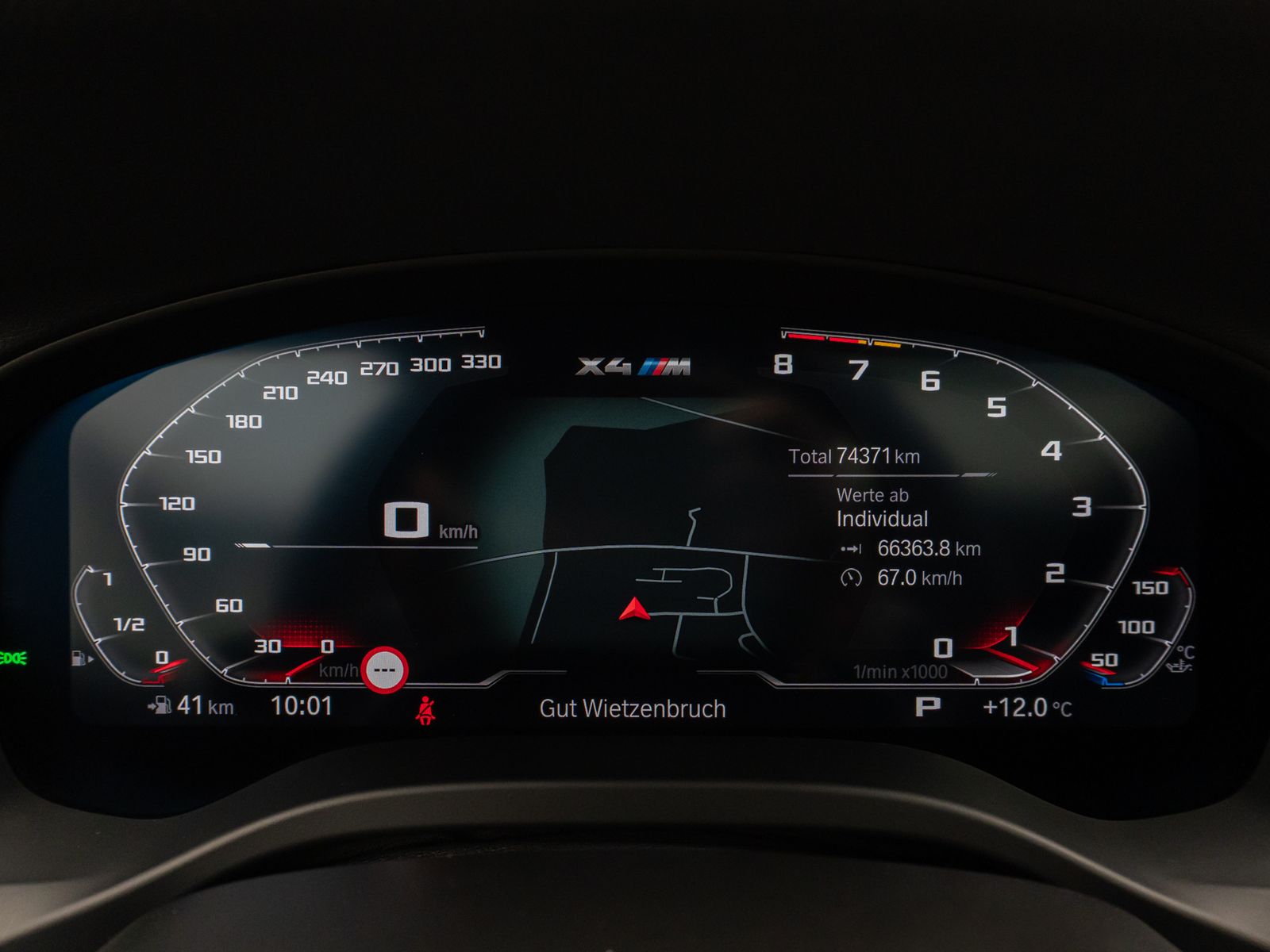 Fahrzeugabbildung BMW X4 M Panorama 360°HUD H/K TV DispKey
