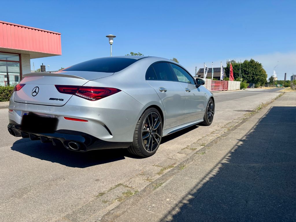 Image of Mercedes-Benz CLA 35 AMG