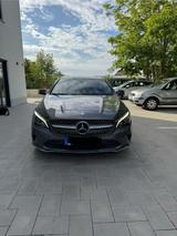 Mercedes-Benz CLA 180 AMG Line AMG Line *TÜV bis 11/27* - Mercedes-Benz CLA 180 in München