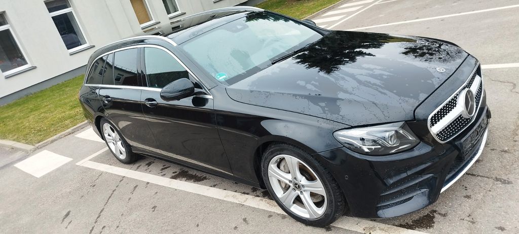 Mercedes-Benz E 400