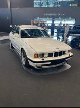 BMW E34 520i M50 - BMW 5 Series aus 1990