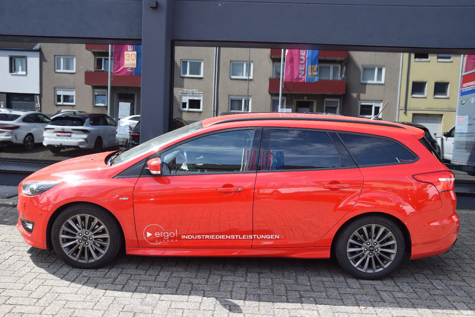 Fahrzeugabbildung Ford Focus Turnier ST-Line Motor verliert Wasser