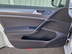 Fahrzeugabbildung Volkswagen Golf VII Variant Comfortline 4Motion Navi LED