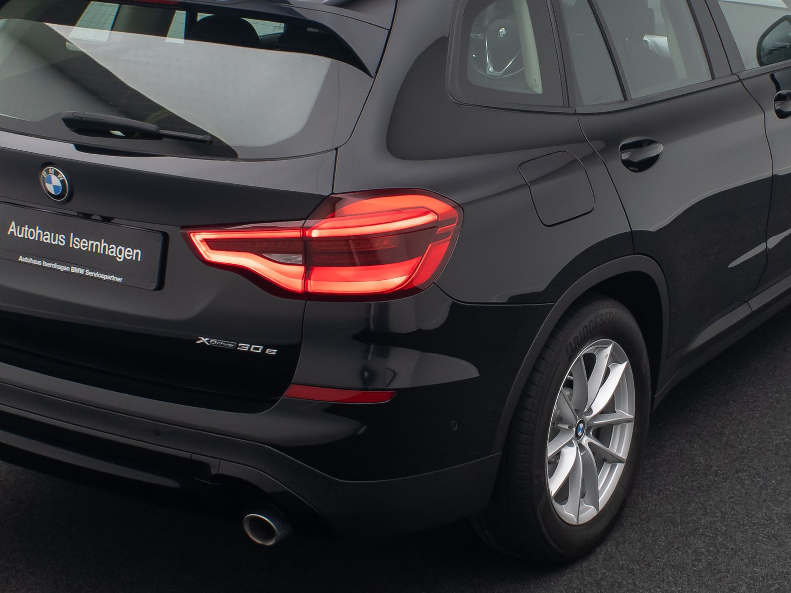 Fahrzeugabbildung BMW X3 xD30e Kamera HUD DAB Komfort Sport LED 18Zoll