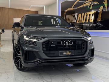 Audi Q8 - 1