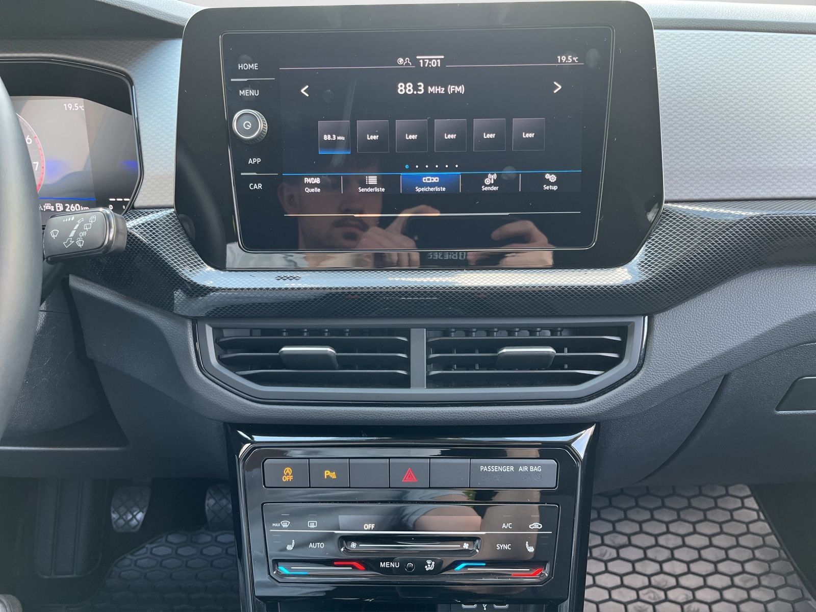 Volkswagen T-Cross - Bild 12