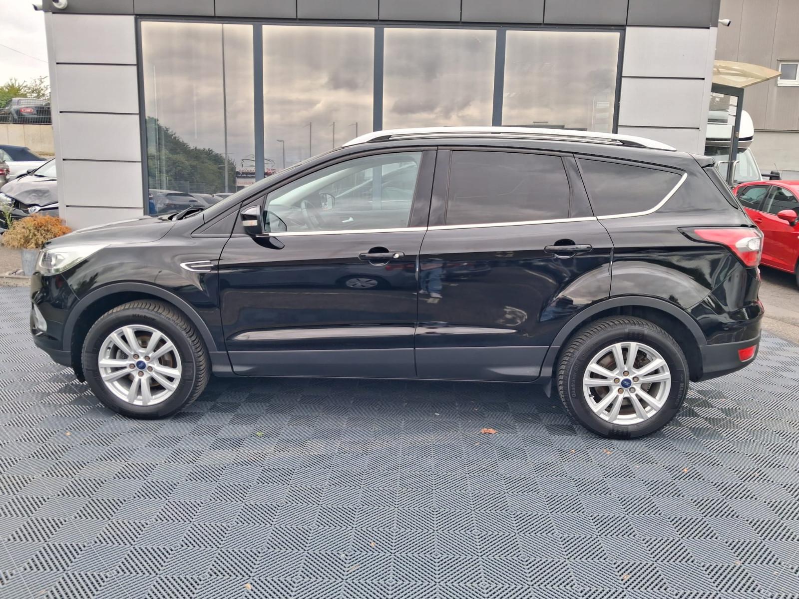 Ford Kuga Cool & Connect