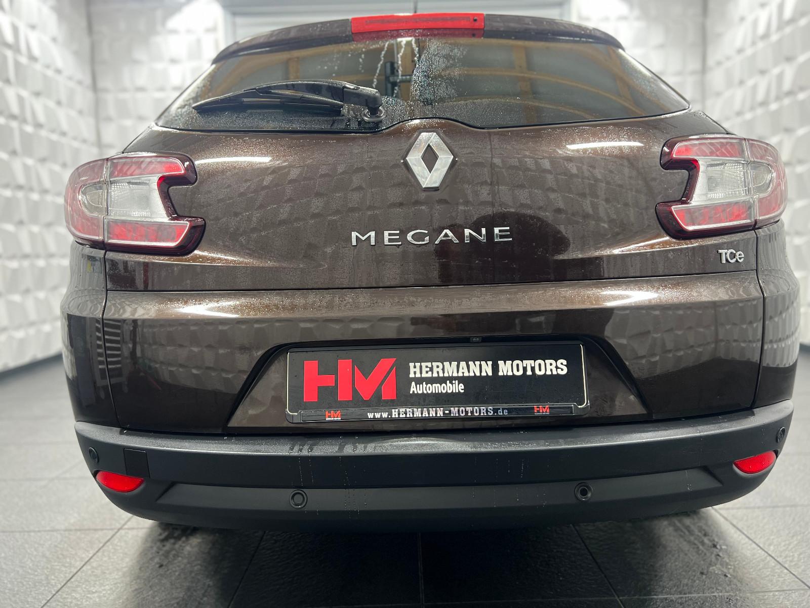 Renault Megane 2015 — photo 30
