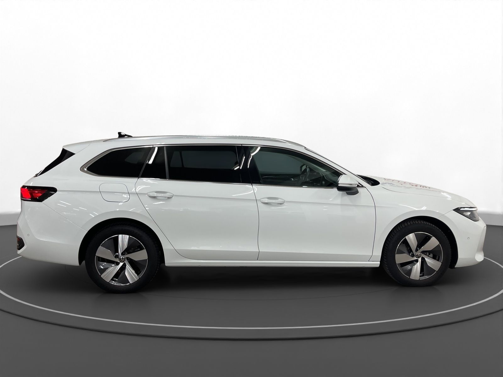 Volkswagen Passat Variant - Bild 6