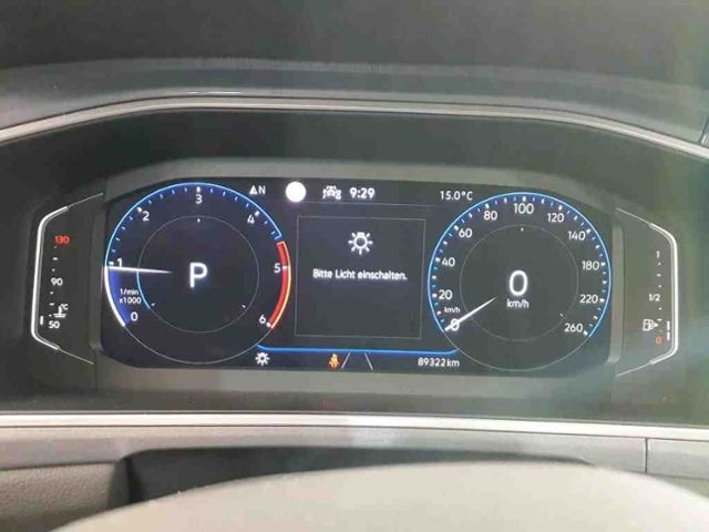 T-Roc 2.0 TDI DSG STYLE AHK+RFK+IQ.LIGHT+ACC+SHZ