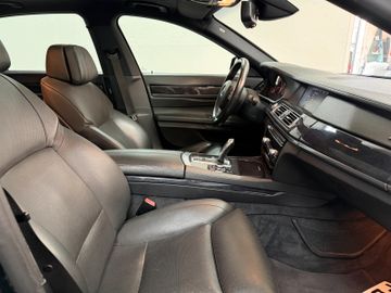 BMW 740 - 10