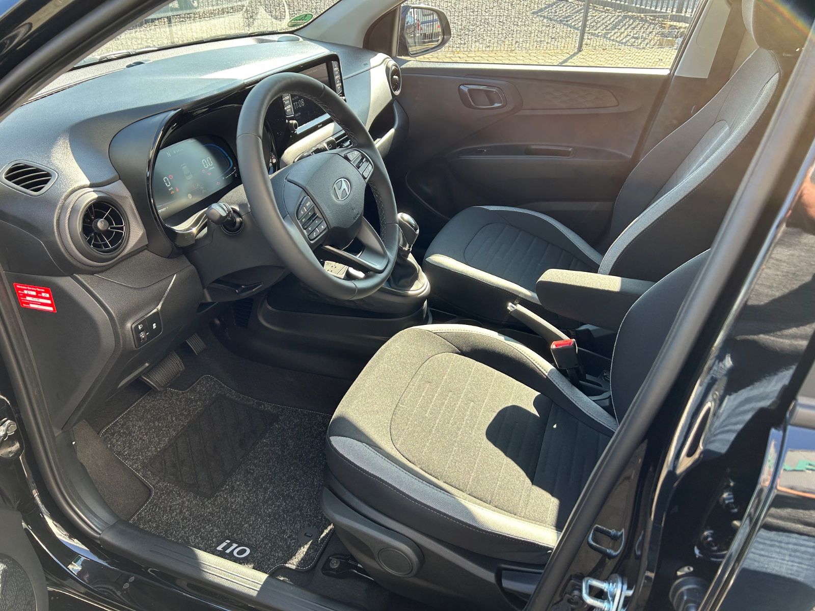 Fahrzeugabbildung Hyundai i10 Trend Automatik, RFK, SHZ, Komfort Paket