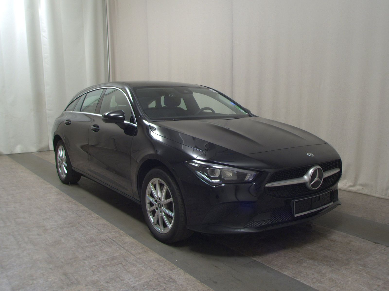 Mercedes-Benz CLA 250e Navi LED MBUX T-Leder imagem 3