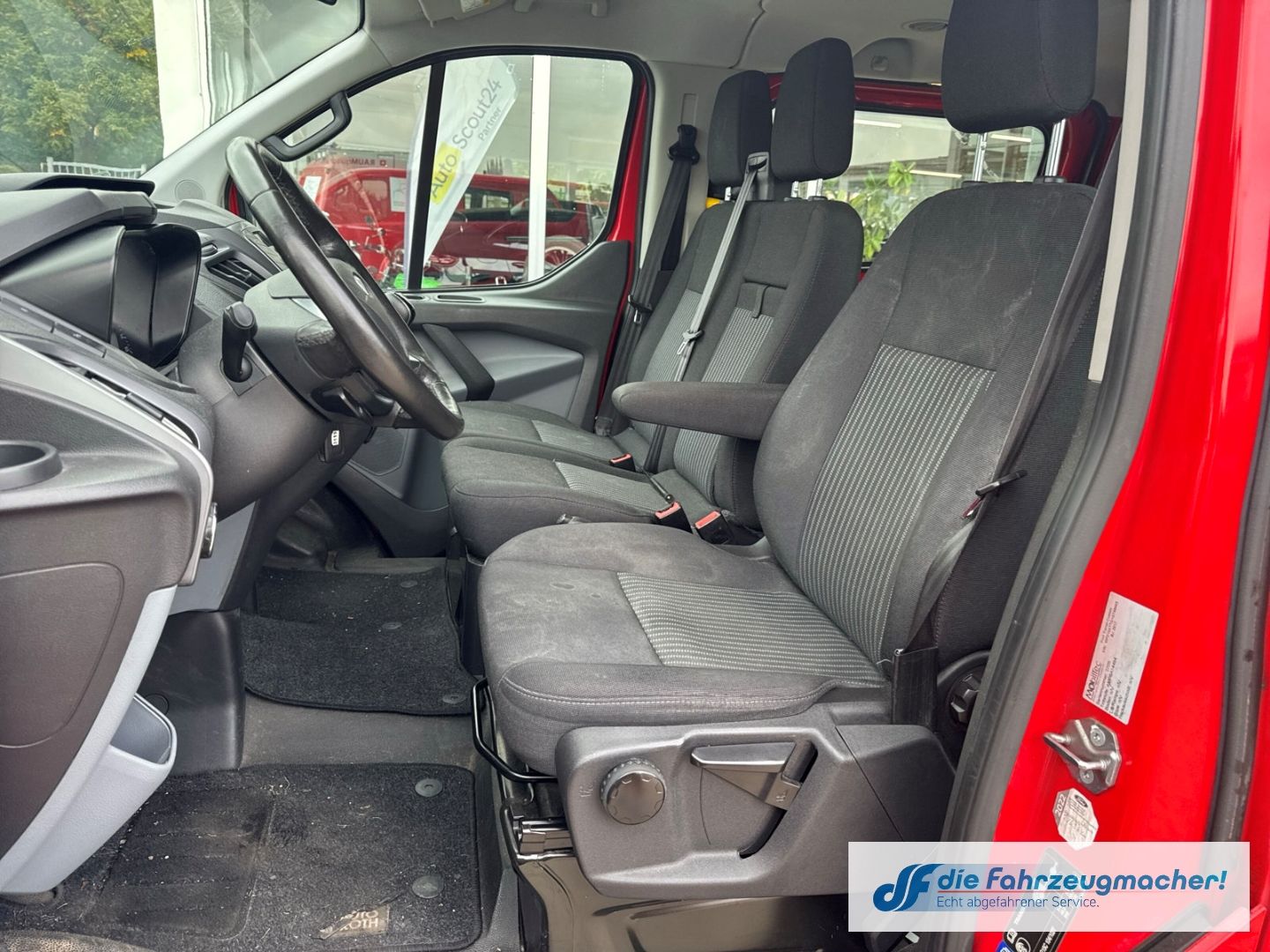 Fahrzeugabbildung Ford Transit Custom 310 L1 Trend 2.0 TDCi *3119 *EXPO