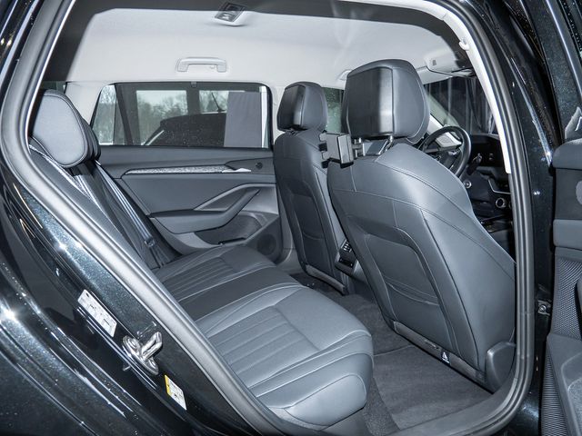 Foto Nummer 4: SKODA Superb