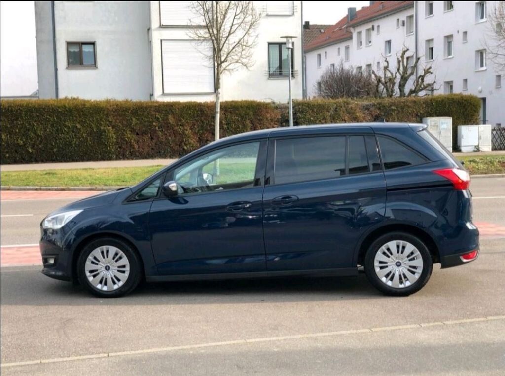 Image of Ford Grand C-Max
