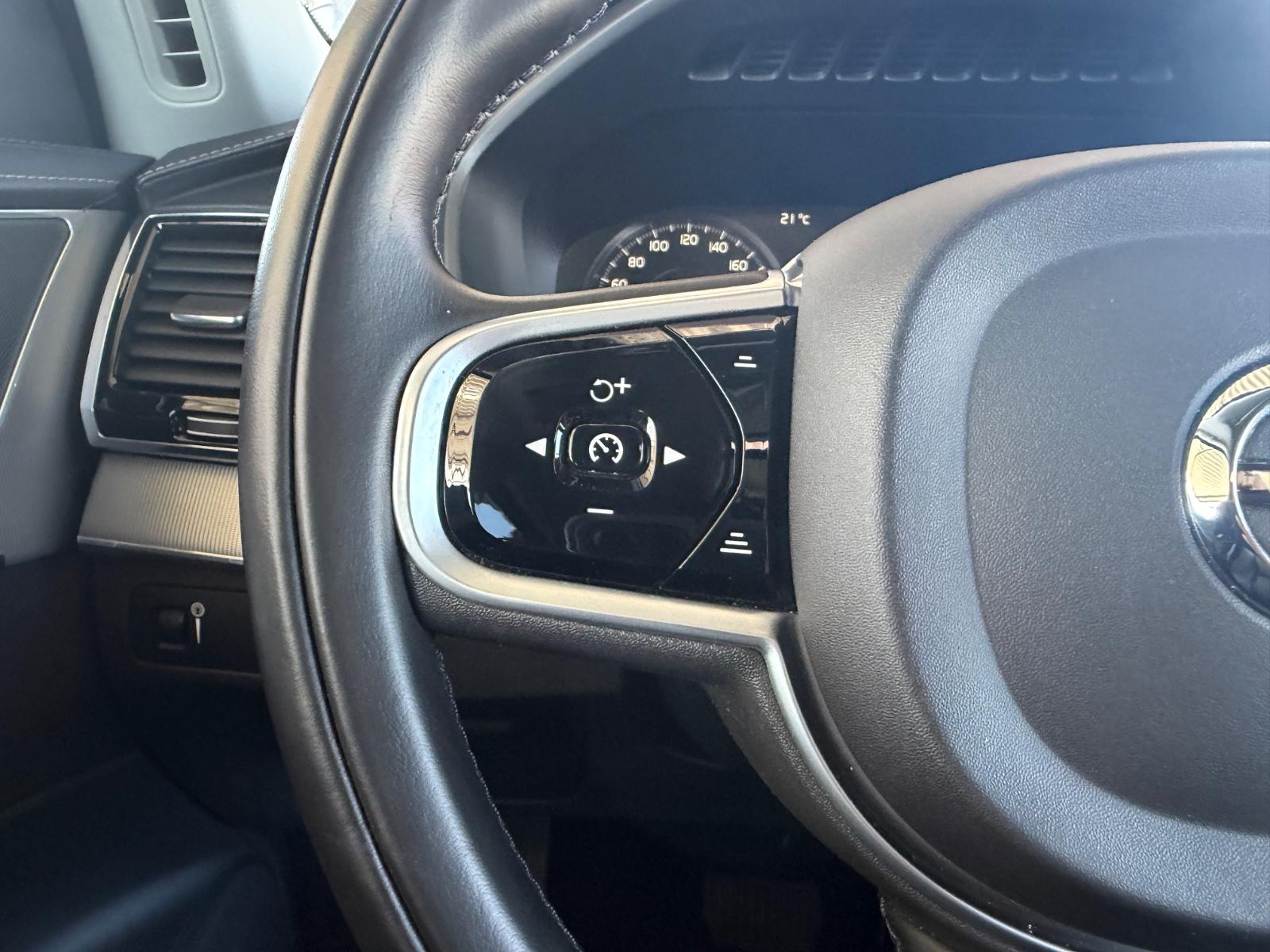 Volvo XC90 2.0 D5 Inscription AWD Kam Schiebedach ACC