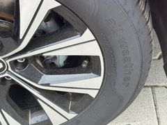Fahrzeugabbildung Captur II Techno TCe 140 WinterPaket+Allwetterr+